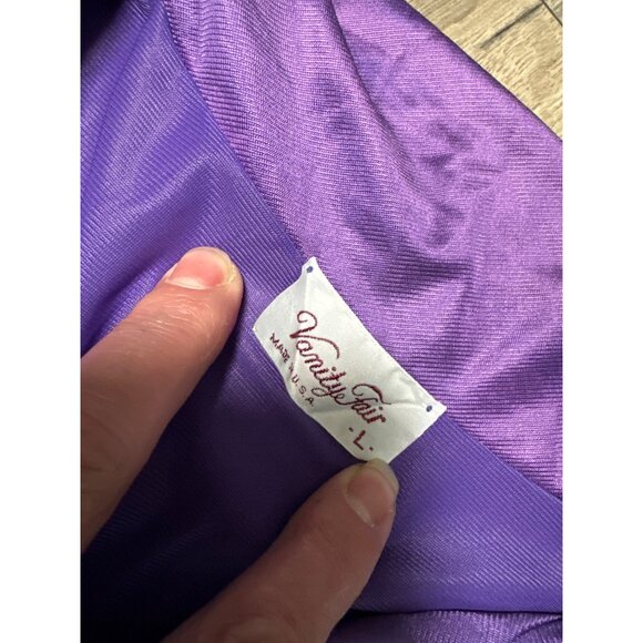 Vanity Fair Womens L Purple Satin Nightgown House Coat Robe Button Front - Picture 3 of 4